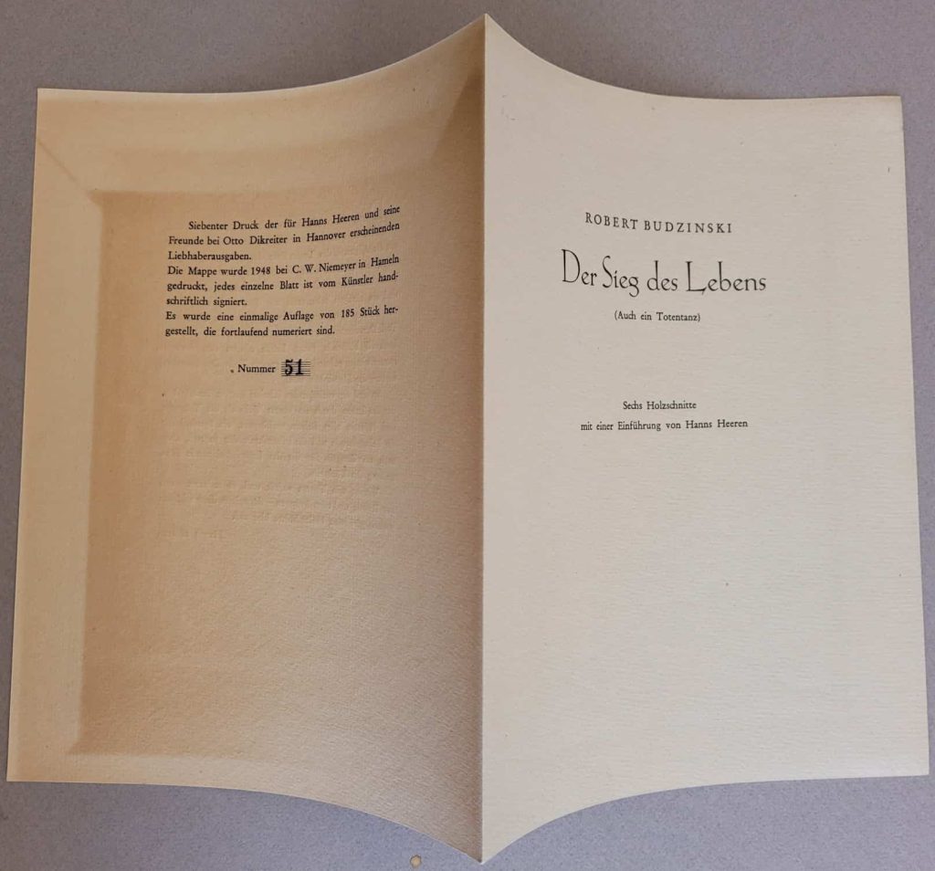 Folded double page of Budzinski's 1948 wordless story, Der Sieg des Lebens, showing the title page and the limitation page.