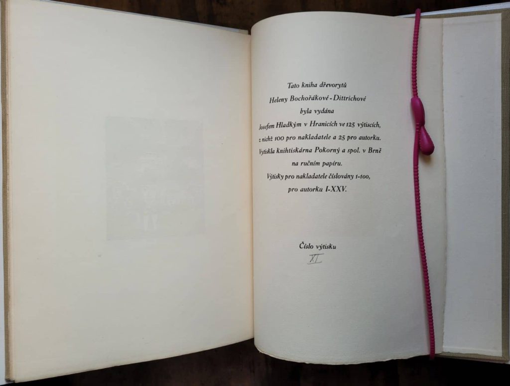 Limitation (colophon) page of Bochorakova's Indiáni Jindy a Dne. This example is marked"XI" in pencil.