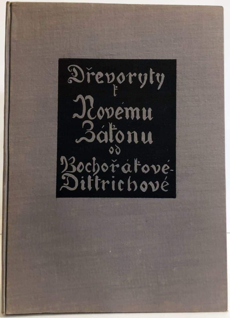 Limited edition of Bochorakova's Kristus with cloth covered boards.
Photo credit: Ken Sanders